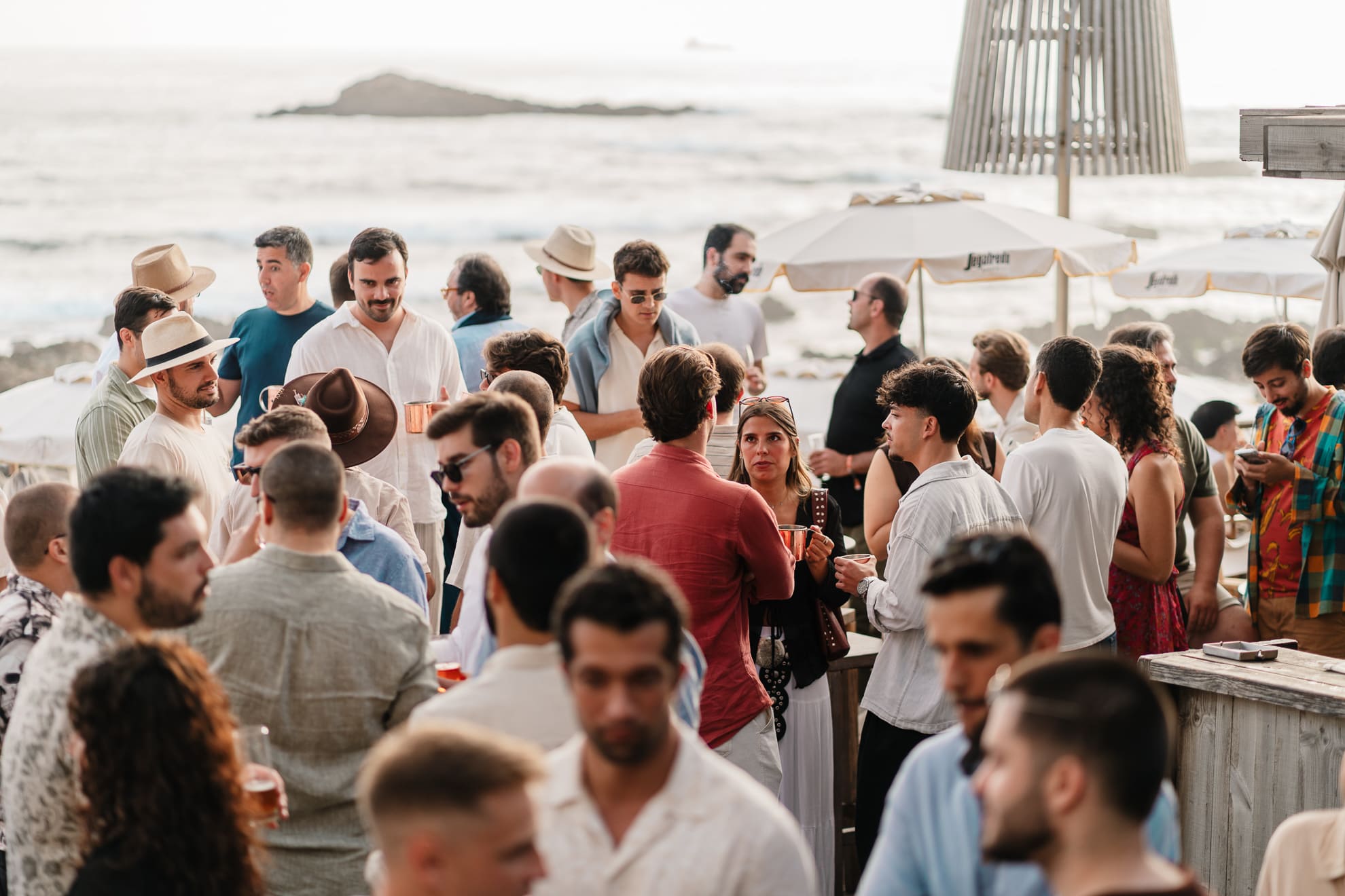 /images/workwithus/PARTY_2.jpg